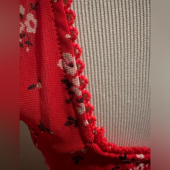 NEW NWT Cute Red Floral Skort Romper Size Small by Streetwear Society - Picture 7 of 10